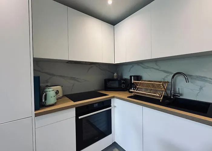 Apartman Cozy With Terrace In *